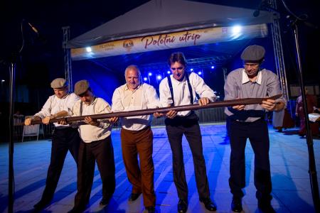 Folklorni večer_Rakek in Burja (27)